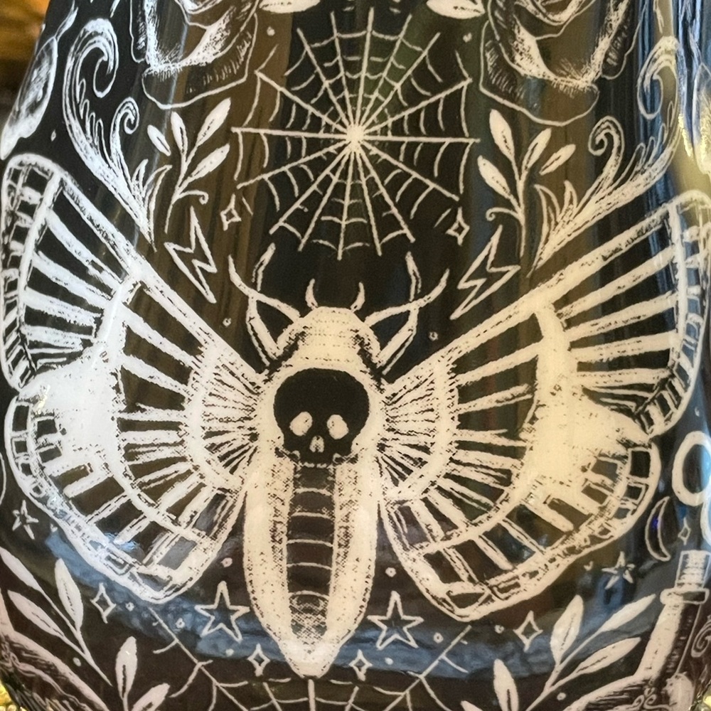 MONTEREY BAY NEW Fine Porcelain Gothic Serving Pitcher With Moth Skull Design - Picture 5 of 16